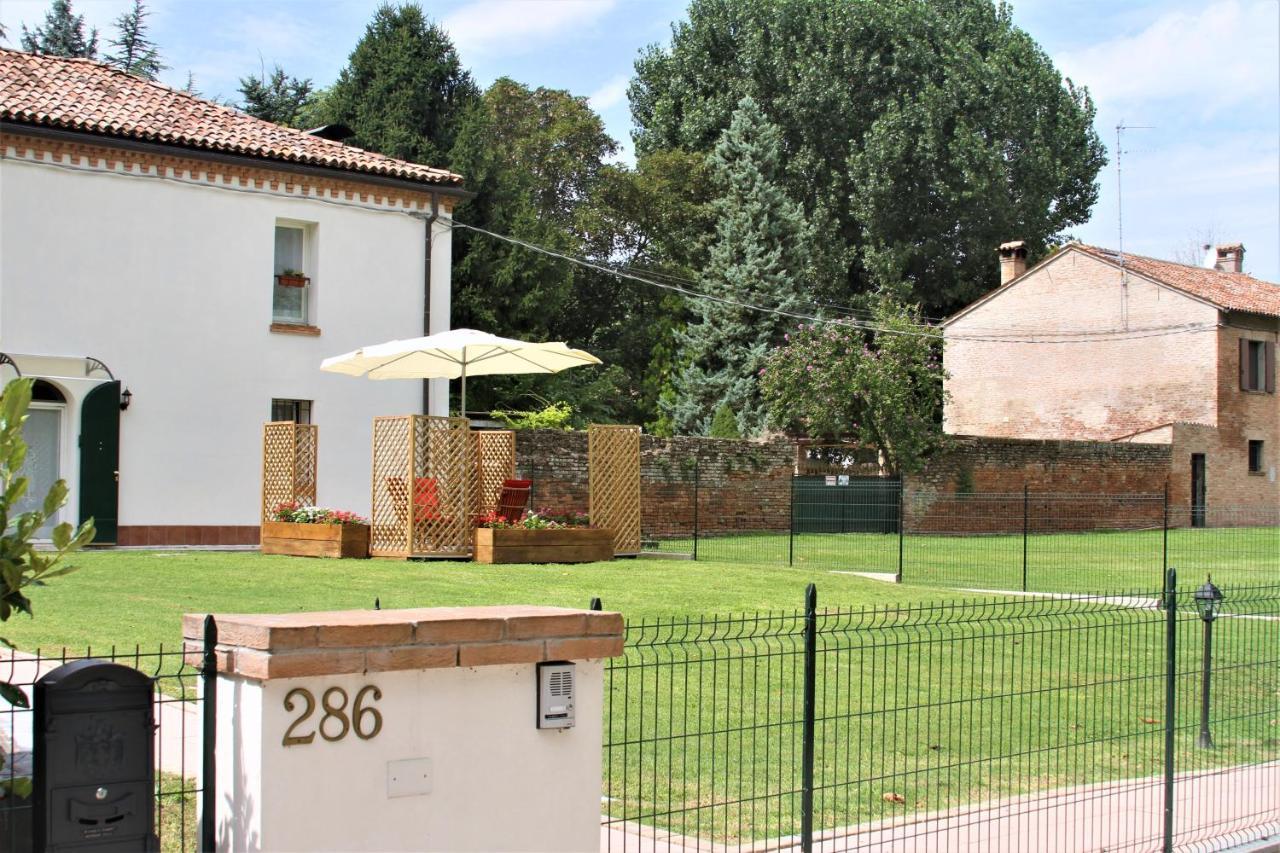 B&B Le Stanze Del Belriguardo Voghiera Экстерьер фото